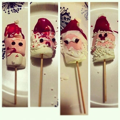 Santa Claus empalados. / POPSUGAR