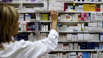 Medicamentos en una farmacia de Barcelona.