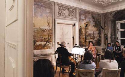 Concierto de chelo y fagot en el Hofmannsthal-Schlossl, palacete barroco a las afueras de Viena.