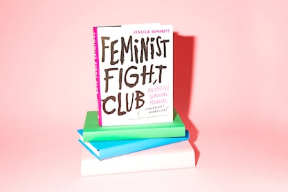 El libro 'Feminist Fight Club' pretende servir como guía para luchar contra el machismo en España.