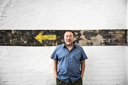 El estudio de Ai Weiwei está situado en los niveles subterráneos de una antigua fábrica de cerveza en Berlín. «Llevaba años medio abandonada, porque nadie quería trabajar aquí», afirma. El artista chino se enamoró de sus pasajes secretos y bóvedas de ladrillo.