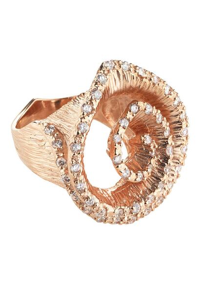 Anillo de Spirula & Zircon para Latitude (132 euros).