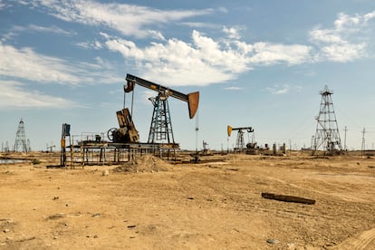 Campo petrolífero en Bakú.