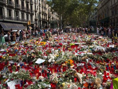 Homenatge espontani a la Rambla l'agost passat.