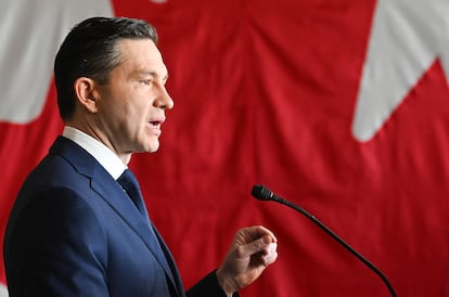 Pierre Poilievre en un mitin en Montreal el 14 de abril 2025. 