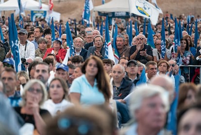 Los tres partidos de la coalición llegan a esta cita desde tradiciones políticas y geográficas diametralmente opuestas. Su relación hoy es meramente de conveniencia. La ley electoral italiana, un sistema mixto entre el método proporcional y el mayoritario, favorece las coaliciones formadas a priori.