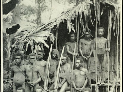 Un grupo de hombres indígenas de Nueva Guinea, en una imagen sin fecha.