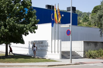 En la imagen la comisaría de la Policía Local de Malgrat este martes.  