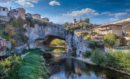 Vista del pueblo de Peuntedey, en la provincia de Burgos.