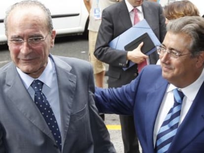 Francisco De la Torre y Juan Ignacio Zoido, en un acto del PP en Sevilla.