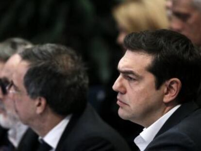 Alexis Tsipras, el 1 de febrero en una reuni&oacute;n del Banco de Grecia.