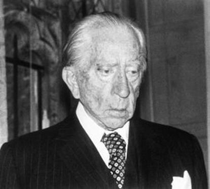 Jean Paul Getty, fundador de la petrolera Oil Getty y uno de los hombres más ricos de América, en una imagen de 1975: