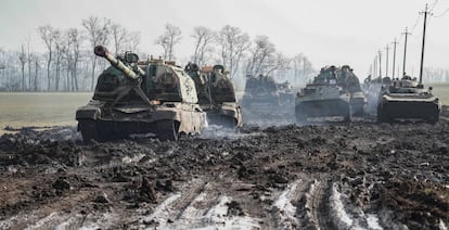 Vehículos militares rusos en las regiones separatistas.