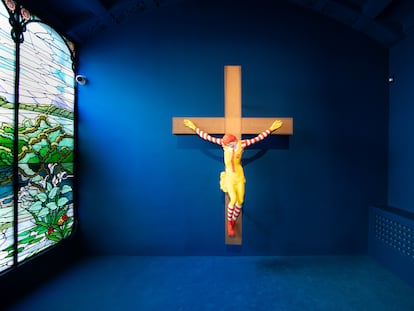 'McJesus' (2015), de Jani Leinonen, en el Museu de l'Art Prohibit de Barcelona.