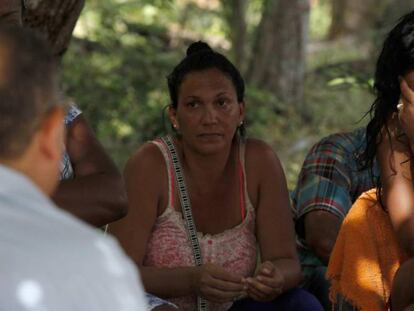 Migrantes cubanos el viernes en Panamá.