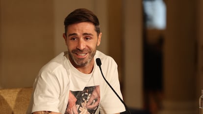 El futbolista del Athletic de Bilbao, Yeray Álvarez, en la conferencia de prensa.