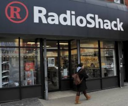 Vista general de la tienda de Radio Shack en Brooklyn, Nueva York, Estados Unidos.