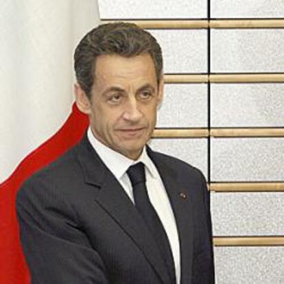 Nikolas Sarkozy, presidente de Francia, y Naoto Kan, primer ministro japonés