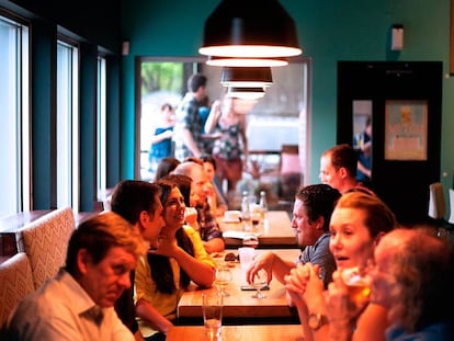 Cómo reservar mesa en un restaurante desde el buscador de Google
