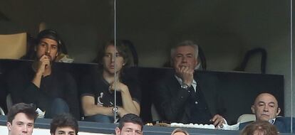 Ancelotti ve el partido junto a Kedhira y Modric