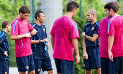 Entrenamiento conjunto del Barcelona y Barcelona B, con y Pep Guardiola y Luis Enrique, sus respectivos técnicos.