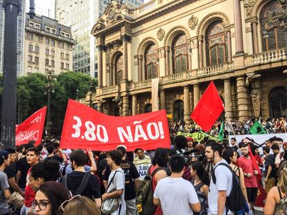 Manifestação contra o aumento da tarifa do transporte público