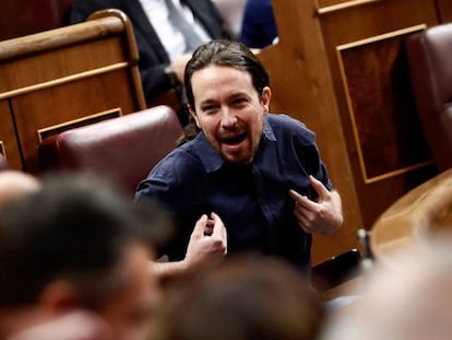  El líder de Podemos, Pablo Iglesias, poco antes del inicio del pleno del pleno del Congreso de los Diputados de este jueves.