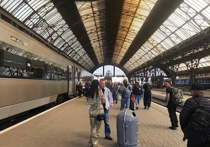 La estación de tren de Lviv, el 10 de mayo.