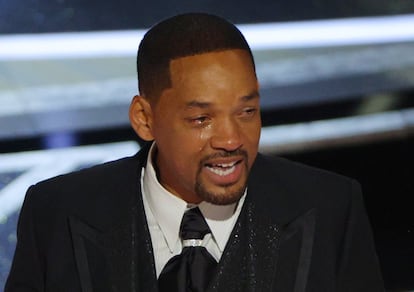 Will Smith llora al aceptar el Oscar al mejor actor por 'King Richard'.