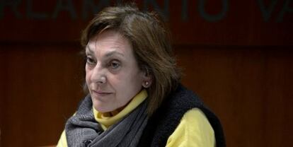 La viceconsejera de Justicia, Ana Aguirre, este miércoles en su comparecencia en el Parlamento vasco. 