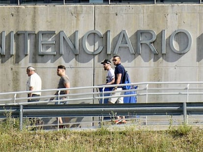 Los tres miembros de La Manada que estaban en la cárcel de Pamplona salen en libertad provisional.