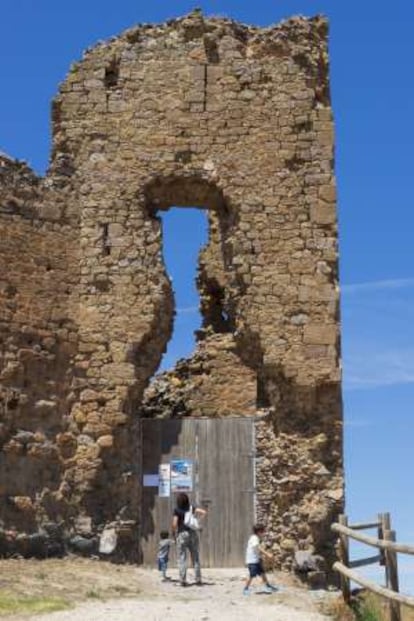 Castillo de Trasmoz, el pueblo de las brujas de Bécquer.