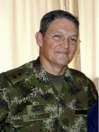 O general Rubén Darío Alzate.