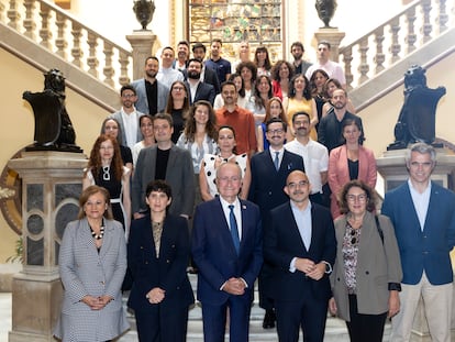 Recepción en el Ayuntamiento de Málaga, por la II edición de los Premios Ondas Globales del Podcast que se celebra este miércoles en la ciudad andaluza, en el Teatro Soho CaixaBank. El acto ha contado con la presencia del alcalde de la ciudad, Francisco de la Torre; el presidente ejecutivo de PRISA Media, Carlos Núñez; y la directora general de PRISA Audio, María Jesús Espinosa de los Monteros, entre otras personalidades.