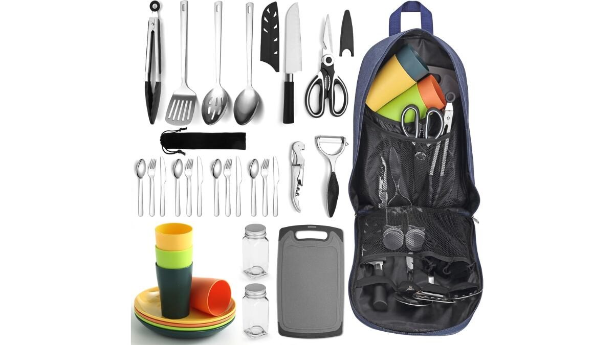Juego de utensilios de cocina.