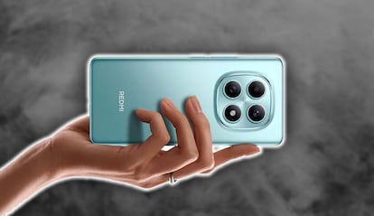 Teléfono Redmi Note 15 en la mano