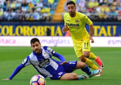 Jaume Costa, lateral del Villarreal, durante el partido contra el Deportivo el pasado domingo.
