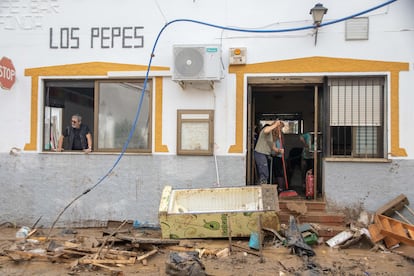 Destrozos causados por la dana en Benamargosa (Málaga), este jueves.