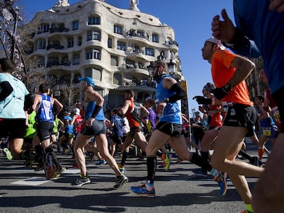 Corredores de la marat&oacute;n de Barcelona en la edici&oacute;n del pasado a&ntilde;o. 