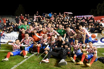 Los jugadores del Barbastro