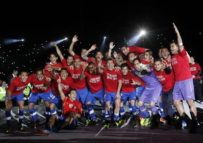 Los jugadores chilenos celebran su pase al Mundial