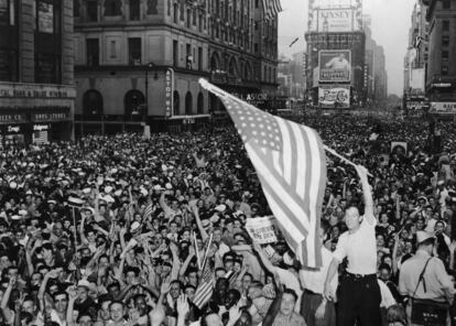 Festejos en Nueva York el 8 de mayo de 1945.