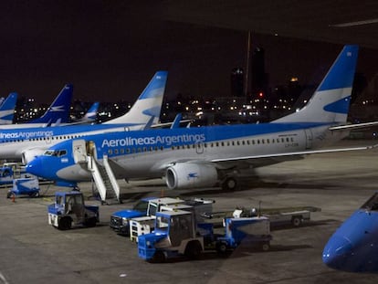 Flota de aviones de Aerol&iacute;neas Argentinas en el aeropuerto Jorge Newbery, Buenos Aires. 