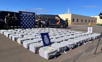 Droga incautada en un pesquero a unas 500 millas naticas (unos 926 kilmetros) de Canarias.