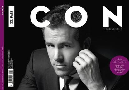 Ryan Reynolds, fotografiado por Outumuro con chaqueta, camisa y corbata de Hugo Boss para el tercer número de ICON