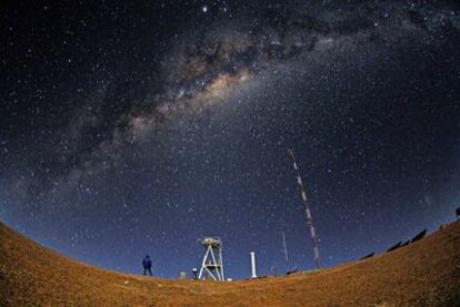 Cerro Armazones (Chile), lugar elegido por el ESO para ubicar su telescopio gigante E-ELT, durante los análisis de calidad del cielo.