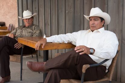 Jeff Bridges (i), por 'Comanchería'.