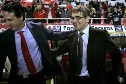 Emery saluda a Fernando Vázquez