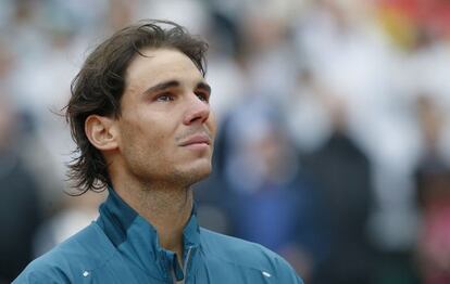 Nadal llora tras ganar su octavo Roland Garros.