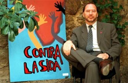 Peter Piot, director de Onusida, la agencia de Naciones Unidas contra el sida.